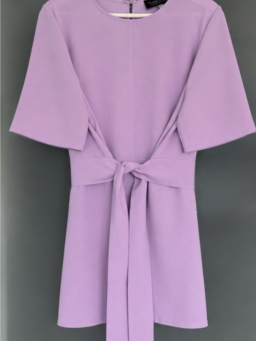Black Label by Evan-Picone blouse in a beautiful lavender/lilac color
